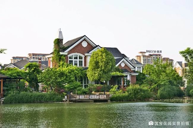 生涯在有湖的地方，，，是对人生的浪漫私藏